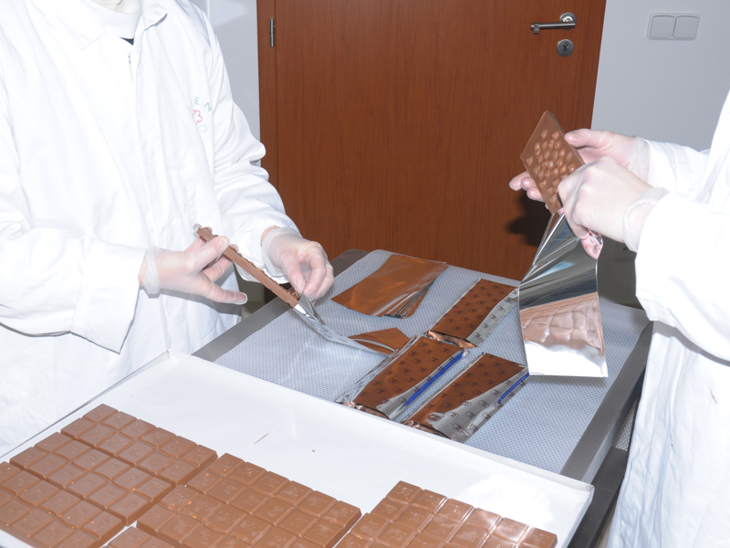 Le sorelle hanno iniziato la produzione del cioccolato e dei tartufi nel 2017...